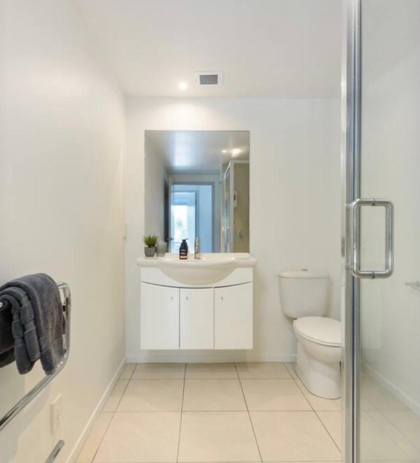 Modern Beach Apartment With Pool & Location Mount Maunganui Εξωτερικό φωτογραφία